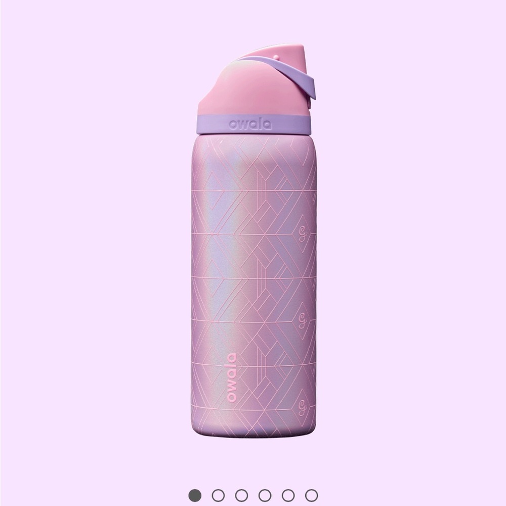 Glinda Owala Water bottle